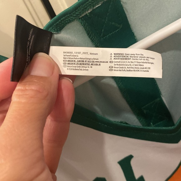 Stranger Things Cheer Costume - Picture 4 of 5